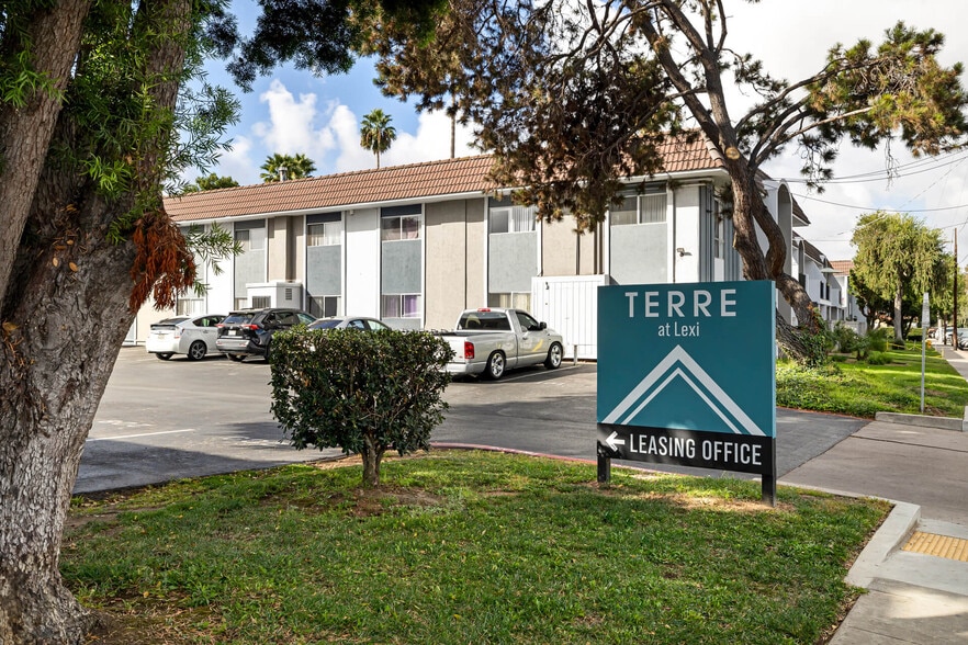 Building Photo - Terre at Lexi