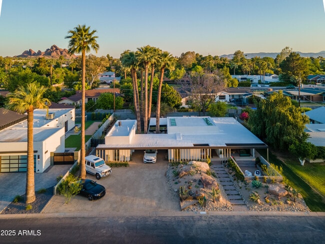 Building Photo - 5311 E Mitchell Dr