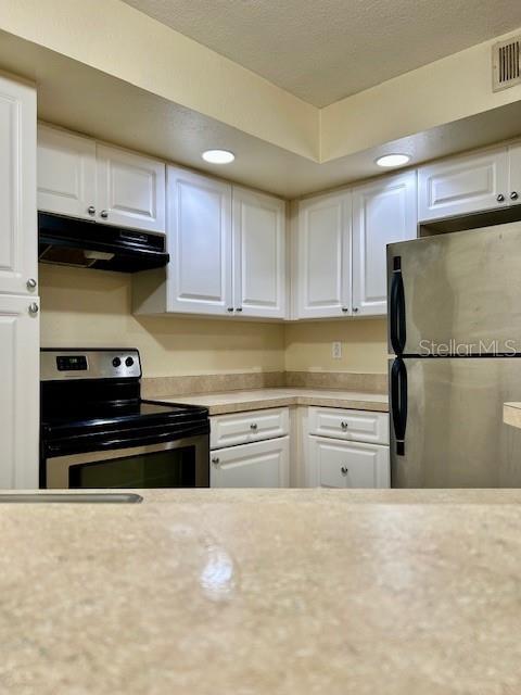 Building Photo - 4536 Commander Dr