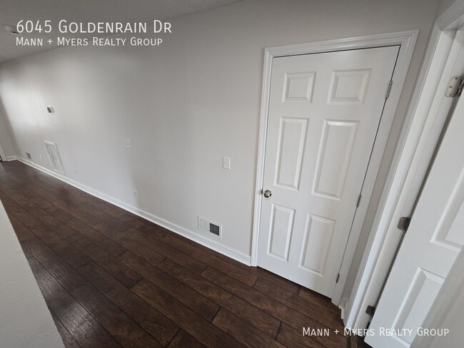 Building Photo - 6045 Goldenrain Dr