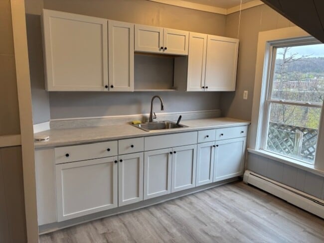 Building Photo - 25 Maine Ave