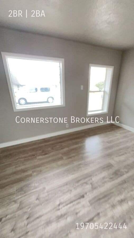 Building Photo - 1408 Edison St