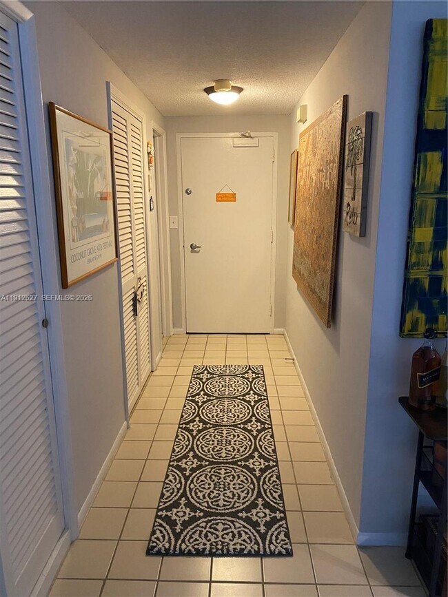 Building Photo - 3800 Galt Ocean Dr