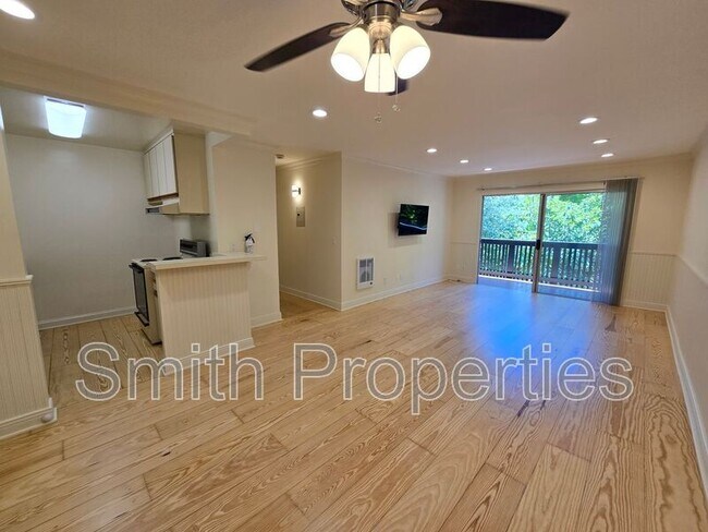 Primary Photo - 3604 W Estates Ln