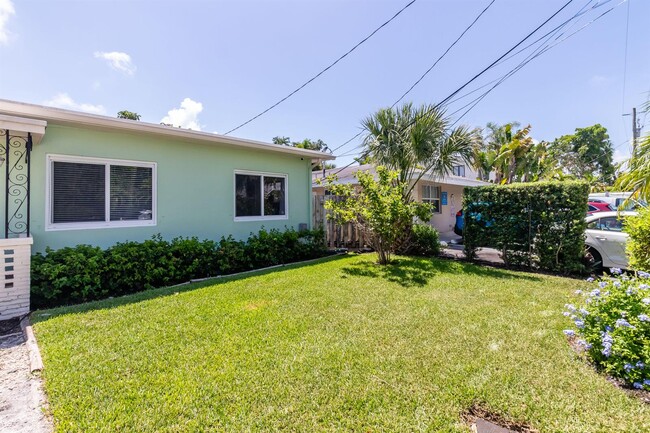 Building Photo - Northeast 17th Terrace, Fort Lauderdale, FL 33304 - 2 BR 2 BA house