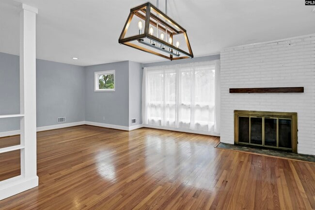 Building Photo - 1808 York Dr