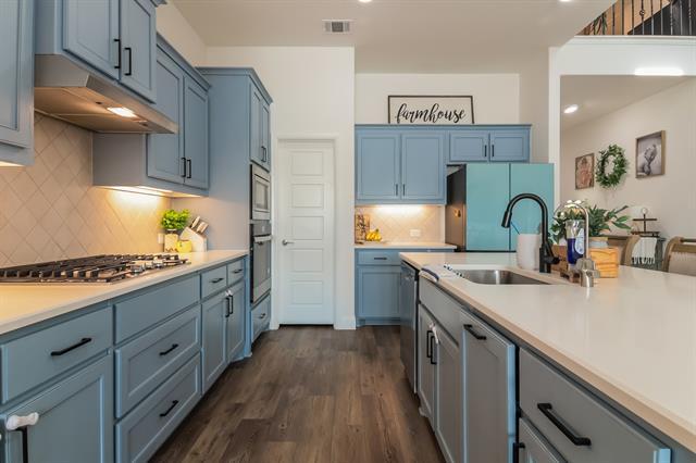 Building Photo - 16708 Garden Dr