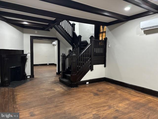 Building Photo - 1708 State St