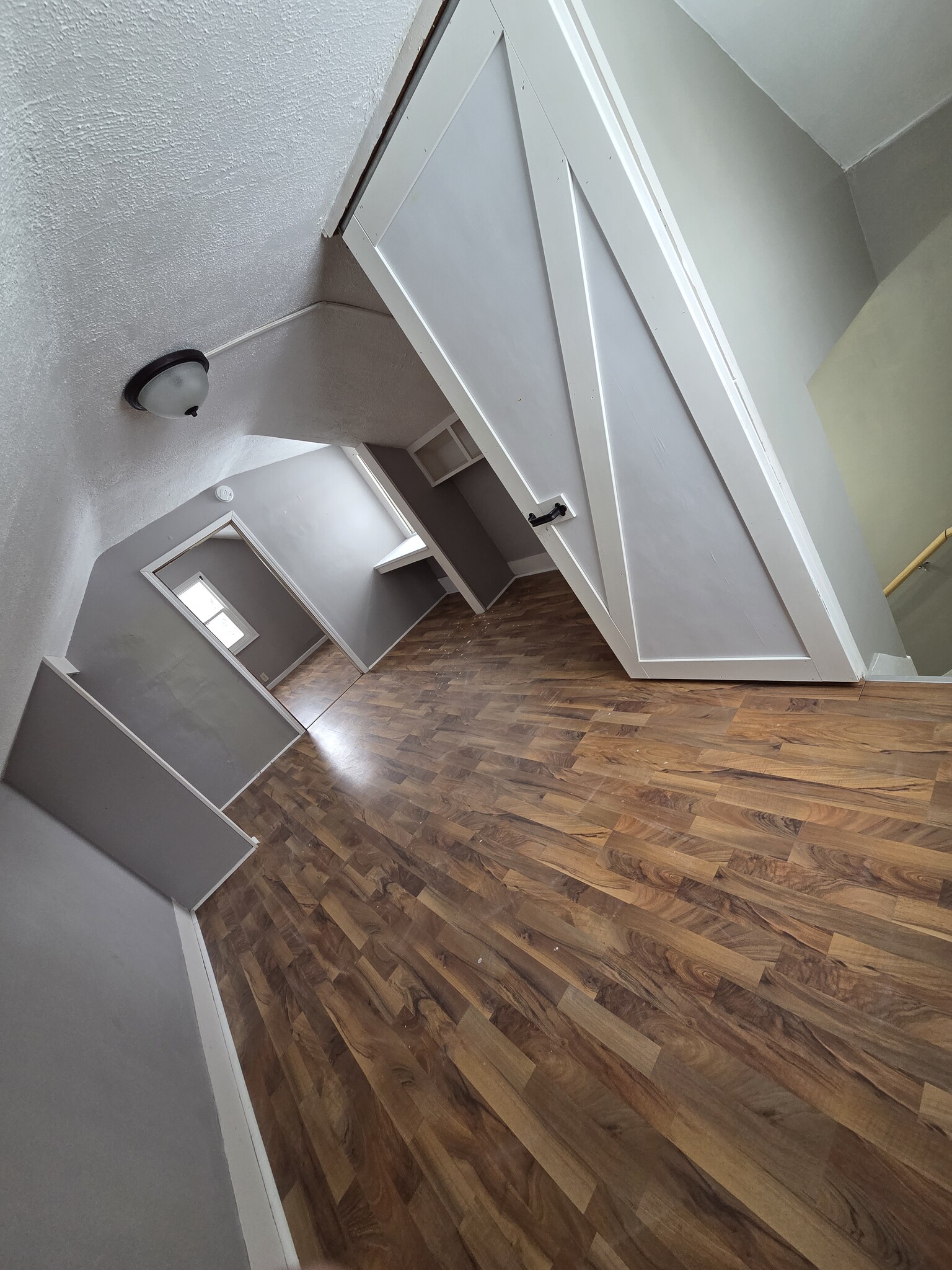 Upstairs bedroom - 418 W Lima St