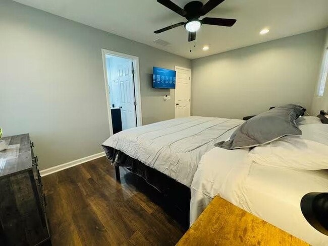 Building Photo - 521 Granade Dr