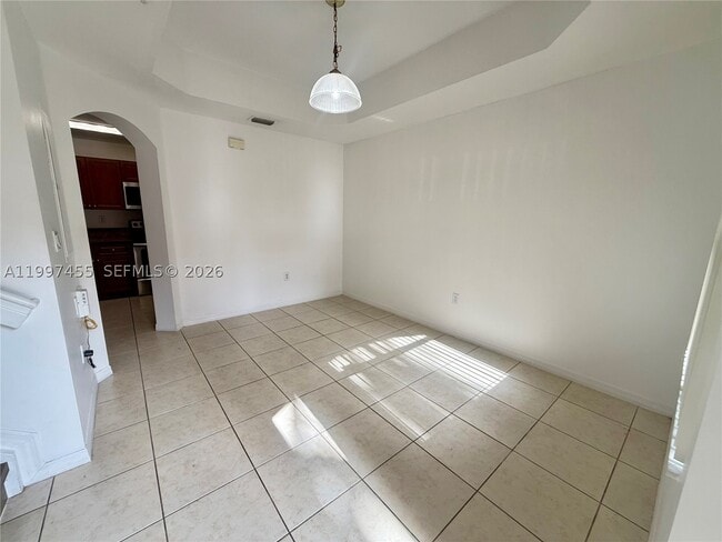Building Photo - 962 SW 143rd Ave