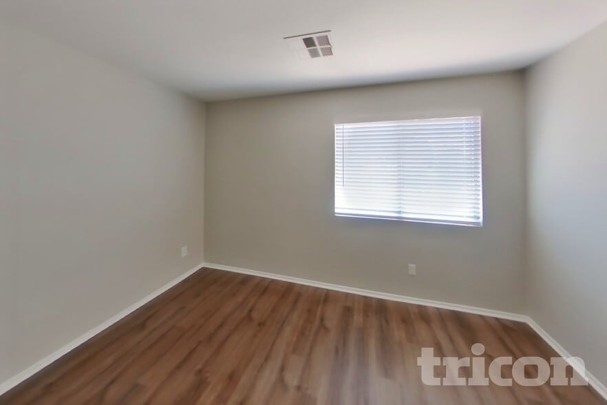 Building Photo - 16191 N 157th Dr