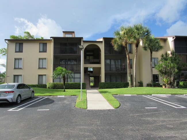 Building Photo - 603 Sea Pine Way