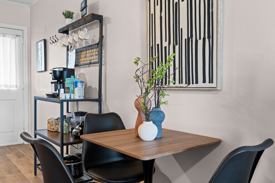 Building Photo - 331 Bluefish Dr