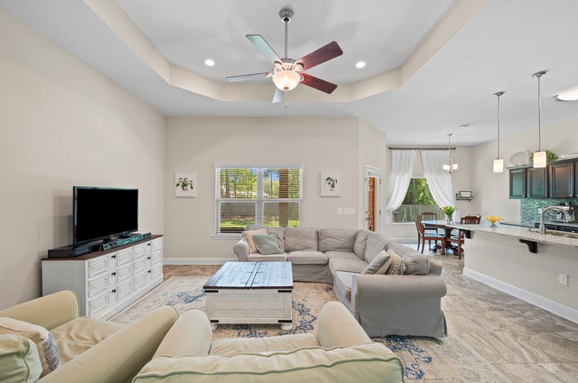 Building Photo - 2234 Avenida De Sol