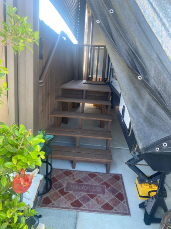 Building Photo - 3 Vía Ventana