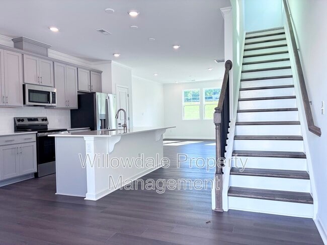 Building Photo - 2300 Oakwood Mdws Ct