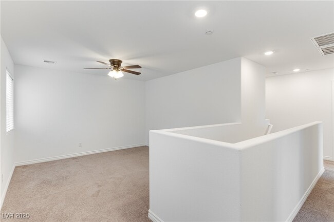 Building Photo - 371 Yellow Finch Ln