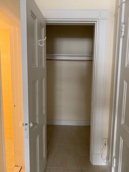 Building Photo - 62 Boylston St