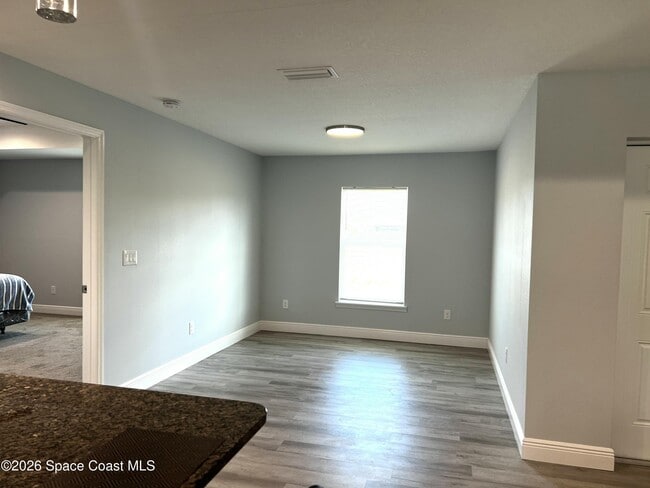 Building Photo - 379 Wilton Ave SW