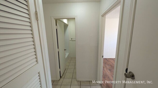 Building Photo - 5716 Brownfield Dr