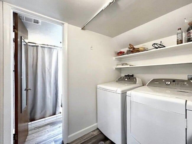 Building Photo - 13121 E 31st Ave