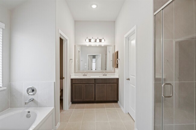 Building Photo - 12918 Catfish River Ct