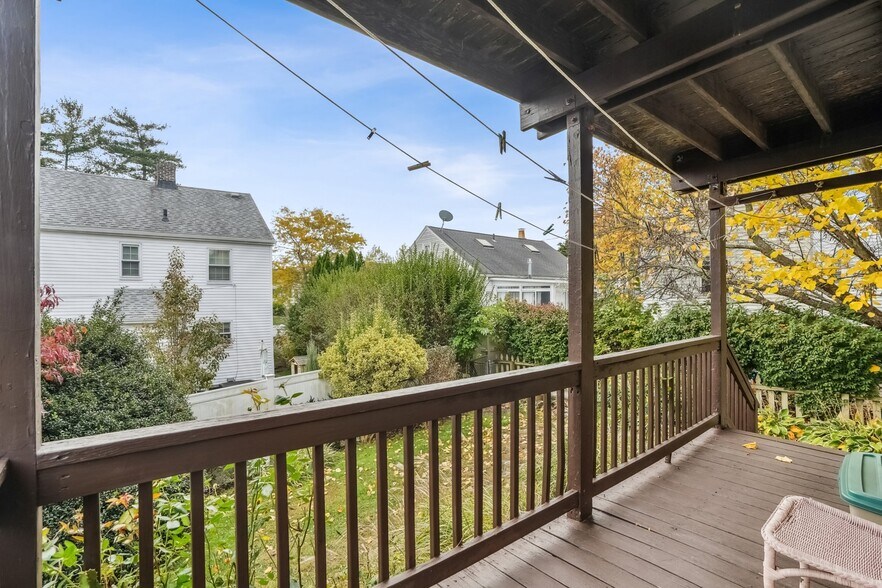 Building Photo - 14 Hurlcroft Ave