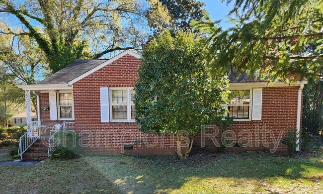 Primary Photo - 2834 Mimosa St
