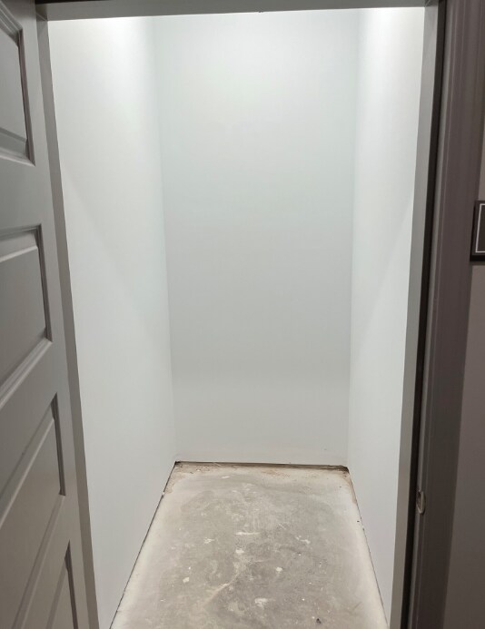 Storage Closet Downstairs - 4000 Shadow Green Dr