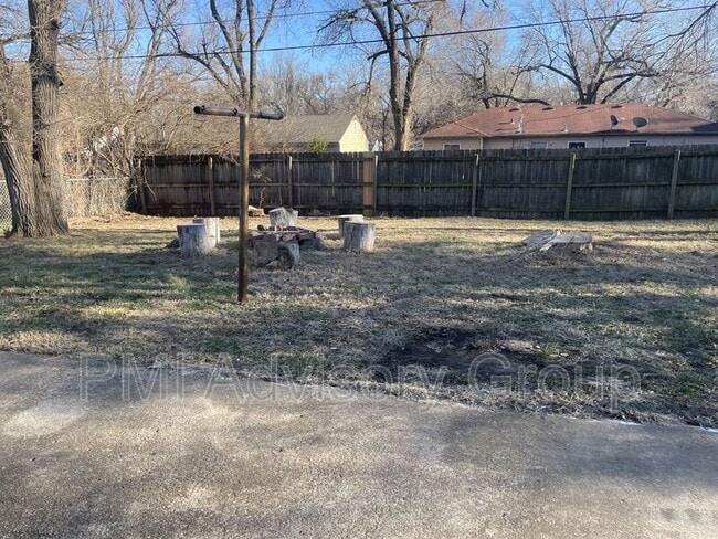 Building Photo - 3510 SW Clare Ave