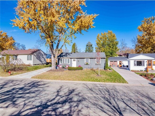 Building Photo - 112514 E Washington Ln