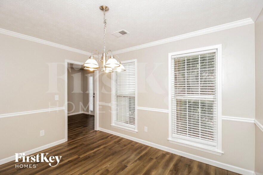 Building Photo - 6308 Cheatham Lake Dr NW