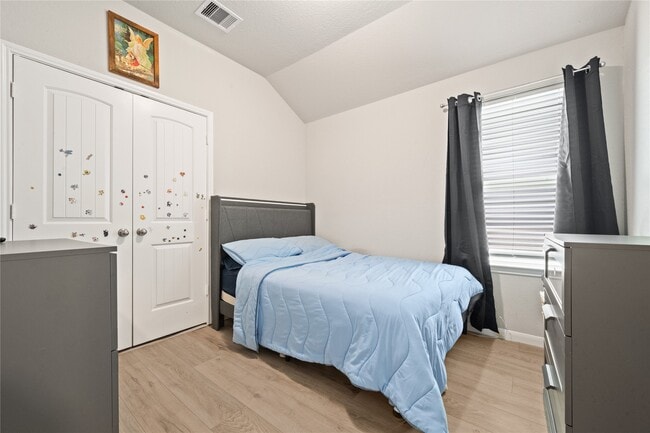 Building Photo - 21643 Calico Bush Trail
