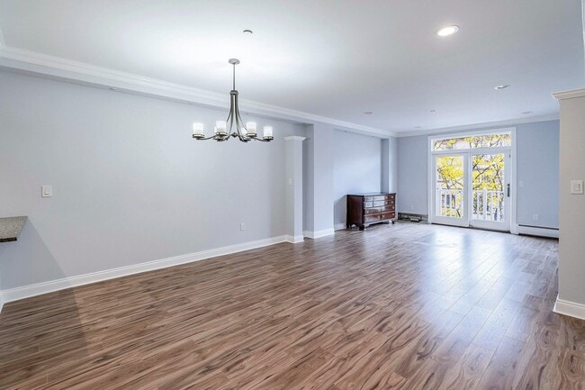 Building Photo - 207 Shearwater Ct W