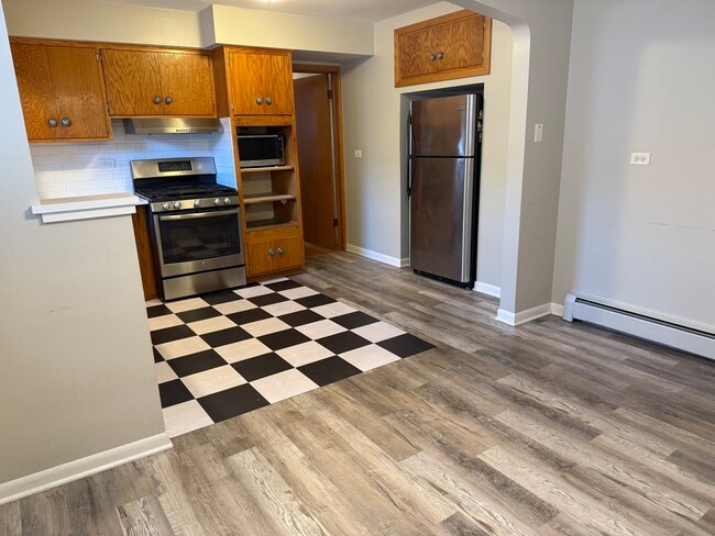 Building Photo - 5736 W Gunnison St