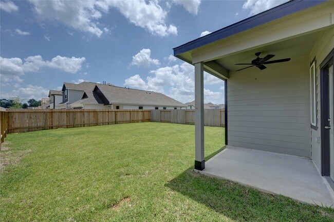 Building Photo - 13856 Goldeye Dr