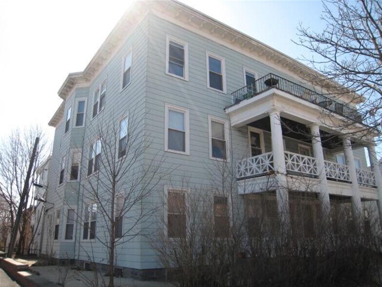 Building Photo - 428 Broadway