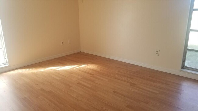 Building Photo - 4026 Star Island Dr