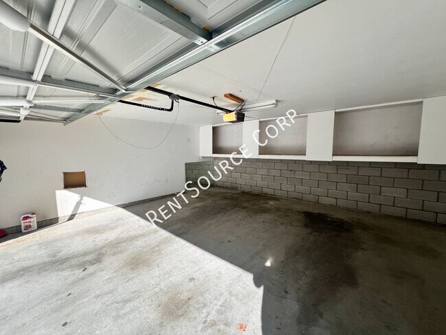 Building Photo - 2813 W Avenue K12