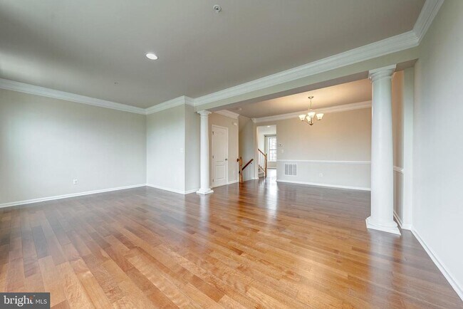 Building Photo - 22635 Norwalk Square