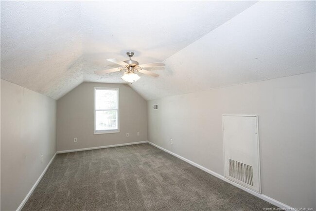 Building Photo - 196 Lochwood Dr