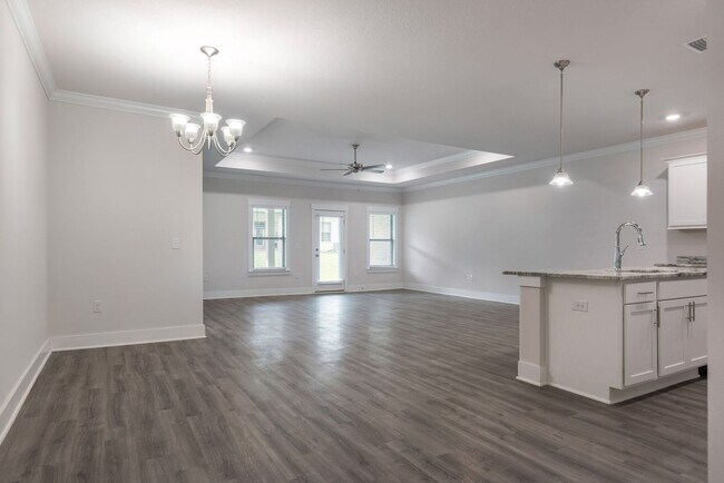 Building Photo - Beautiful 3-Bedroom Townhome