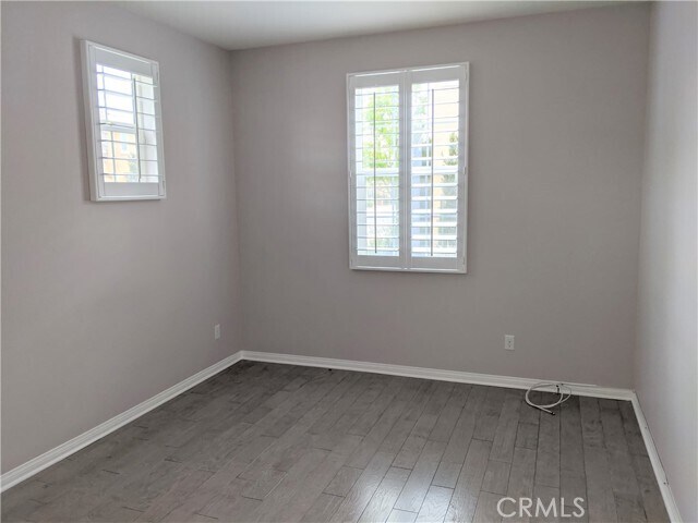 Building Photo - 5983 Ginger Dr