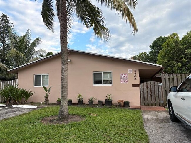 Primary Photo - 5800 NW 15th St