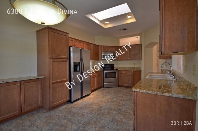 Building Photo - Las Ventanas 3 Bed 2 Bath - Close to Golf,...