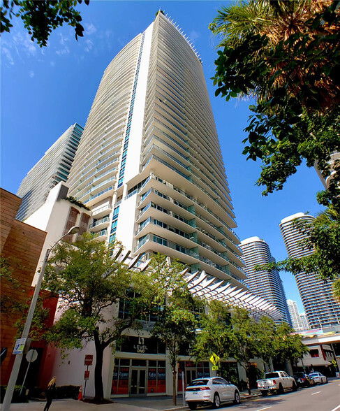 Building Photo - 1100 S Miami Ave