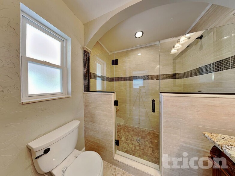 Building Photo - 1362 Admiral Woodson Ln