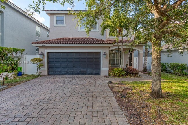 Primary Photo - 3755 SW 50th St