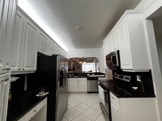 Building Photo - 10710 NW 66th St